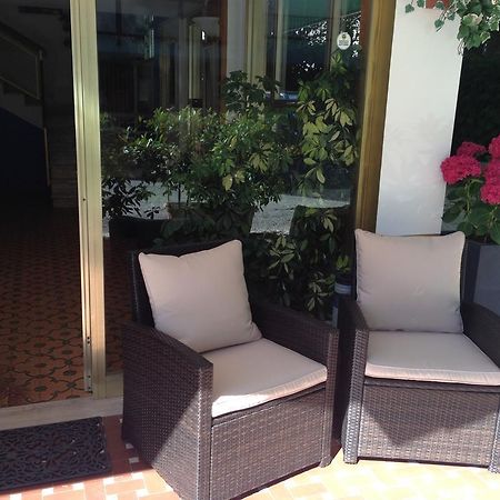 Hotel Mirella Rimini Luaran gambar