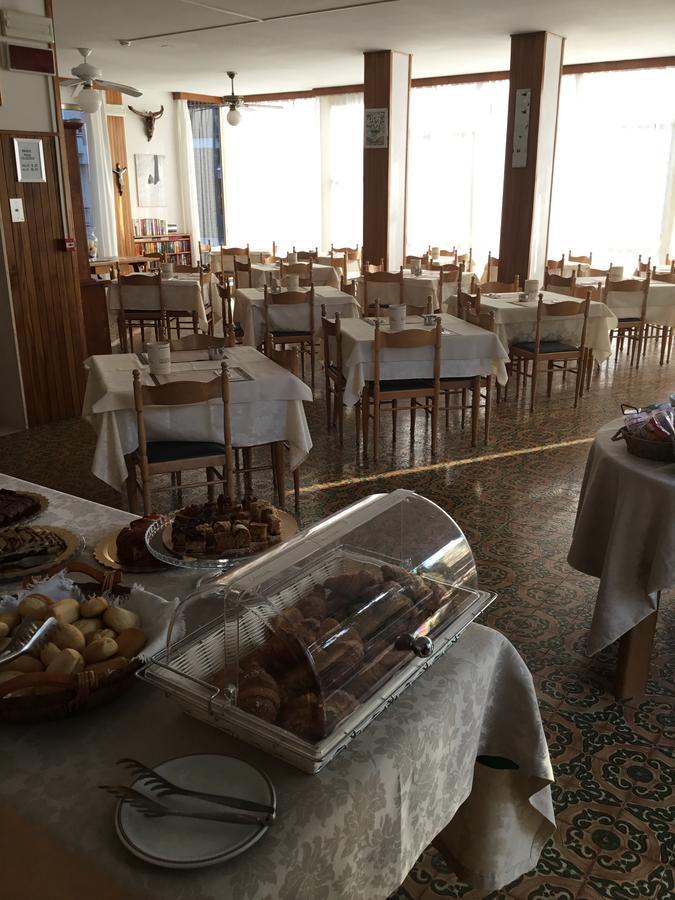 Hotel Mirella Rimini Luaran gambar